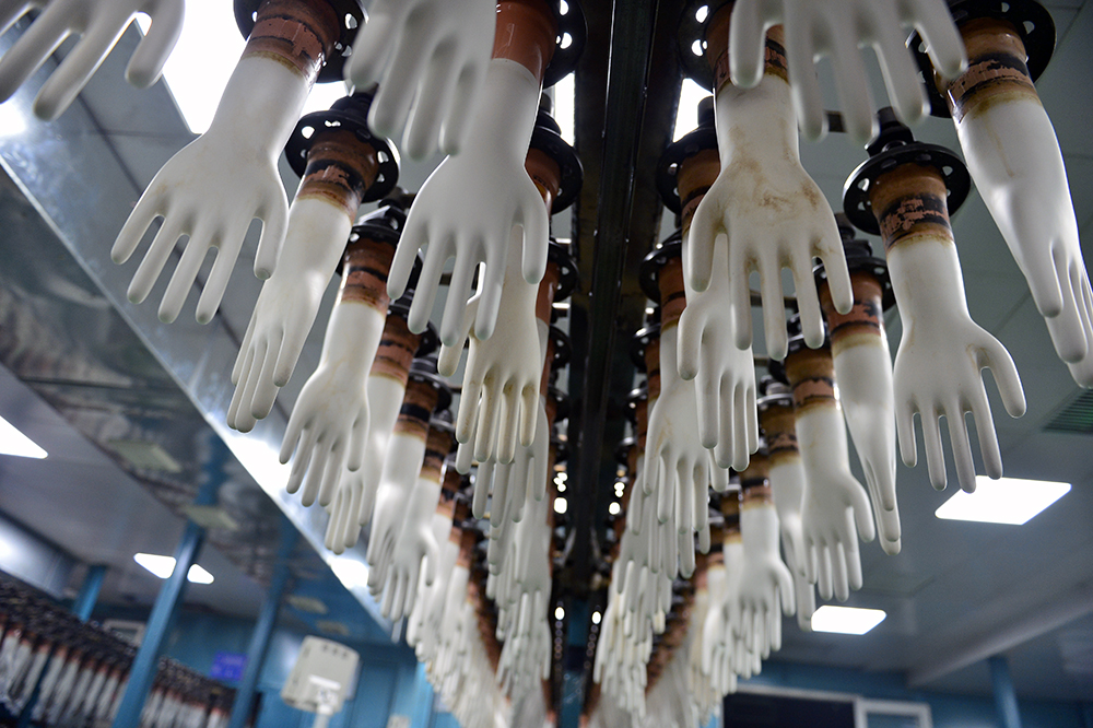 What Foundation Disposable Glove Pricing