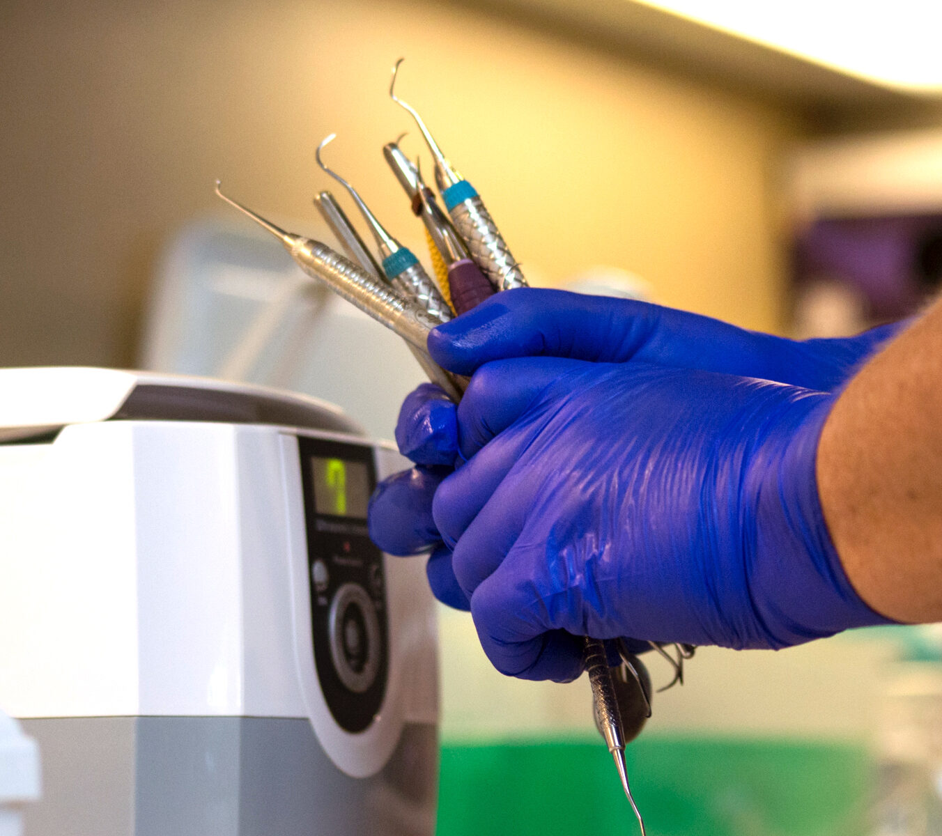 Risk of Latex Allergies Should Drive Your Transition to Nitrile