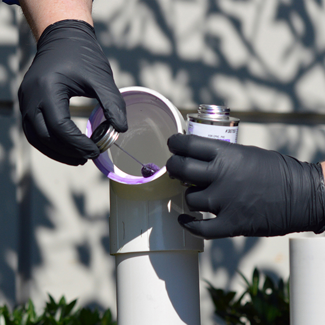 7 Reasons Why Black Nitrile Solves the Need for Thicker Gloves